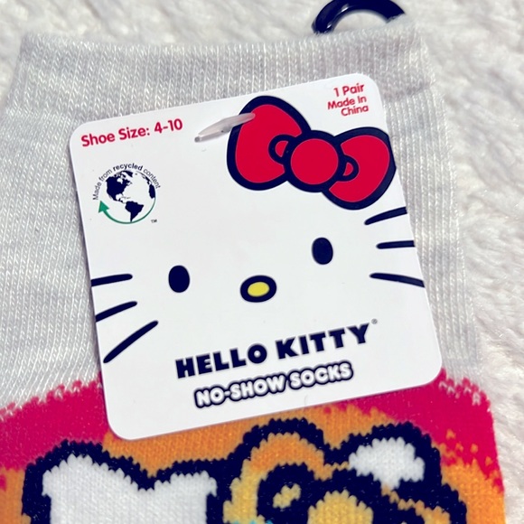 Hello Kitty Bundle - Picture 7 of 12